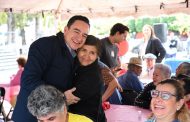 Carlos Soto festeja a adultos mayores en día del amor y la amistad