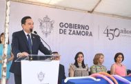 Conmemoran aniversario del Natalicio de Benito Juárez