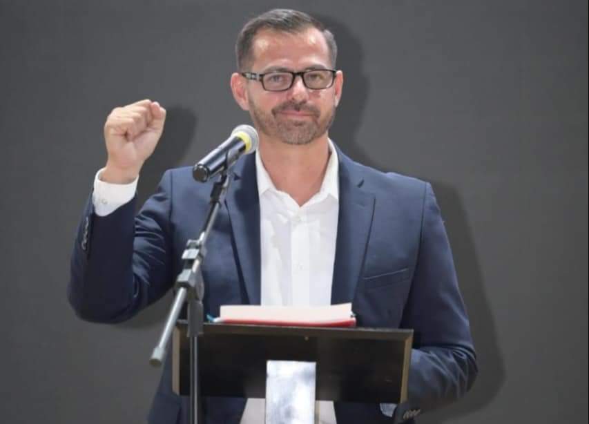 Arrasa Domingo Méndez en Debate Presidencial de Jacona