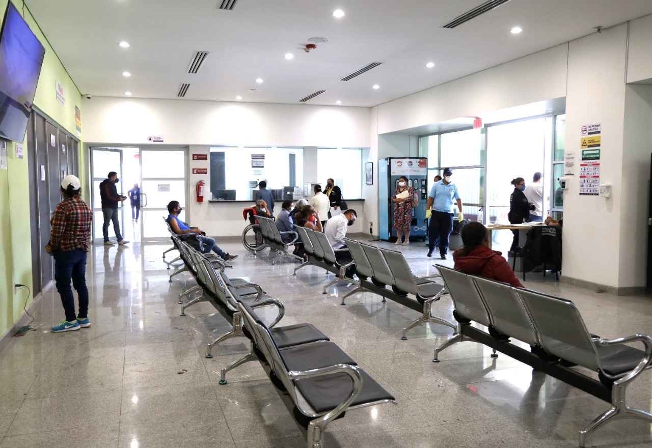 Hospitales y centros de salud en Michoacán operan con normalidad: SSM
