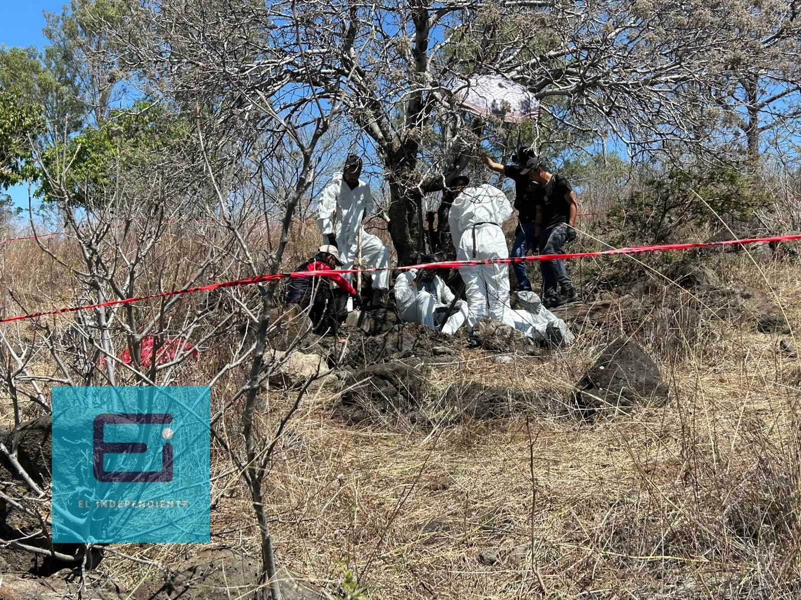 Restos de 16 personas, los hallados en fosas del Cerro de La Cruz en Jacona