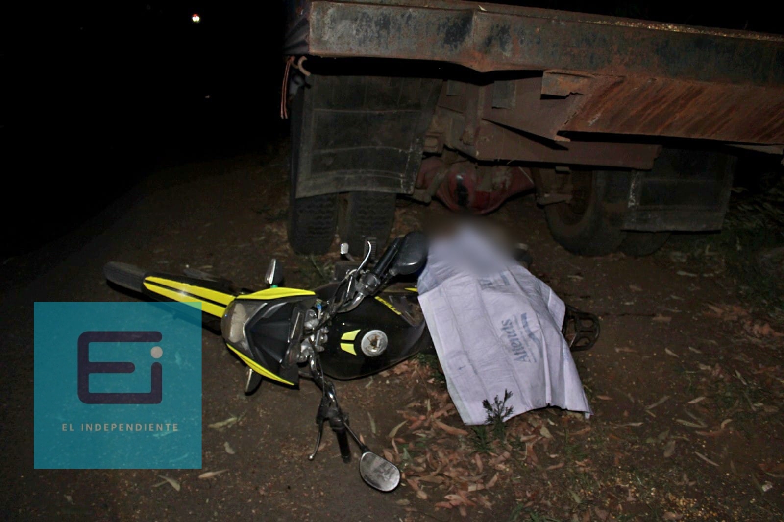 Adolescente muere en accidente de motocicleta, en Tangancícuaro