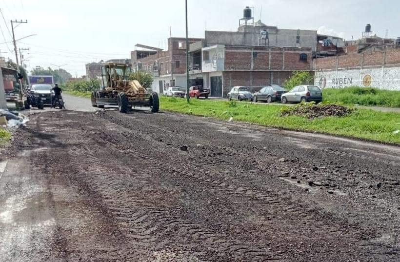 Mejoran y ni velan terraceria del camino a Linda Vista y Avenida Santiago