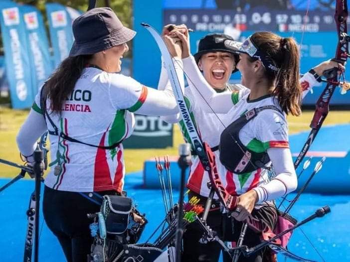 El equipo mexicano de Tiro con arco femenil gana medalla de bronce en la Olimpiada de París 2024