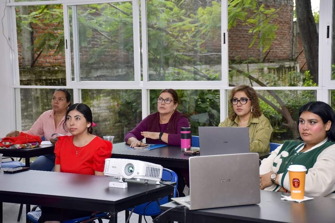 OFRECEN CAPACITACIÓN PARA CUIDADOS DE ADULTO MAYOR