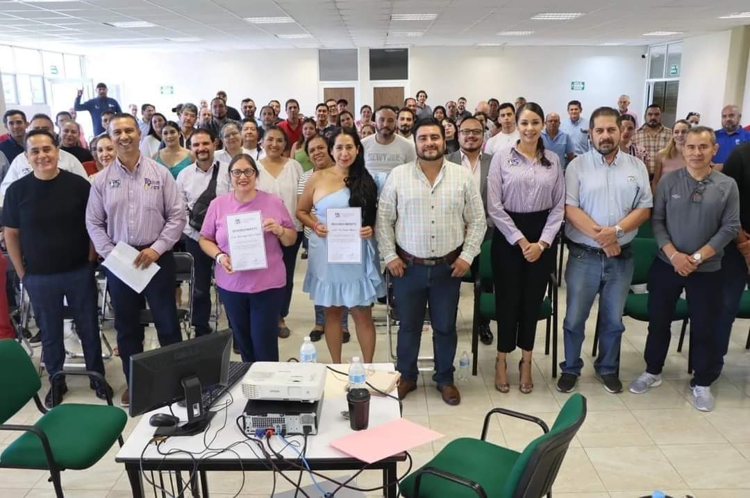 Imparte Secretaria de Igualdad y Desarrollo de Mujeres Taller al personal del Tec Zamora