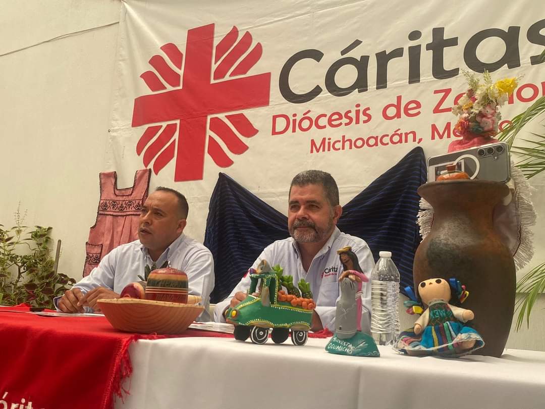 Buscan valorar labor de artesanos de la región y meseta purépecha con Tianguis Artesanal