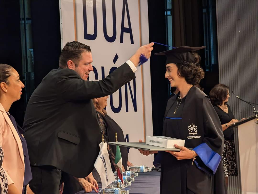 Egresa una nueva generación de alumnos de Universidad Capital, plantel Ciencias de la Salud y Humanidades 