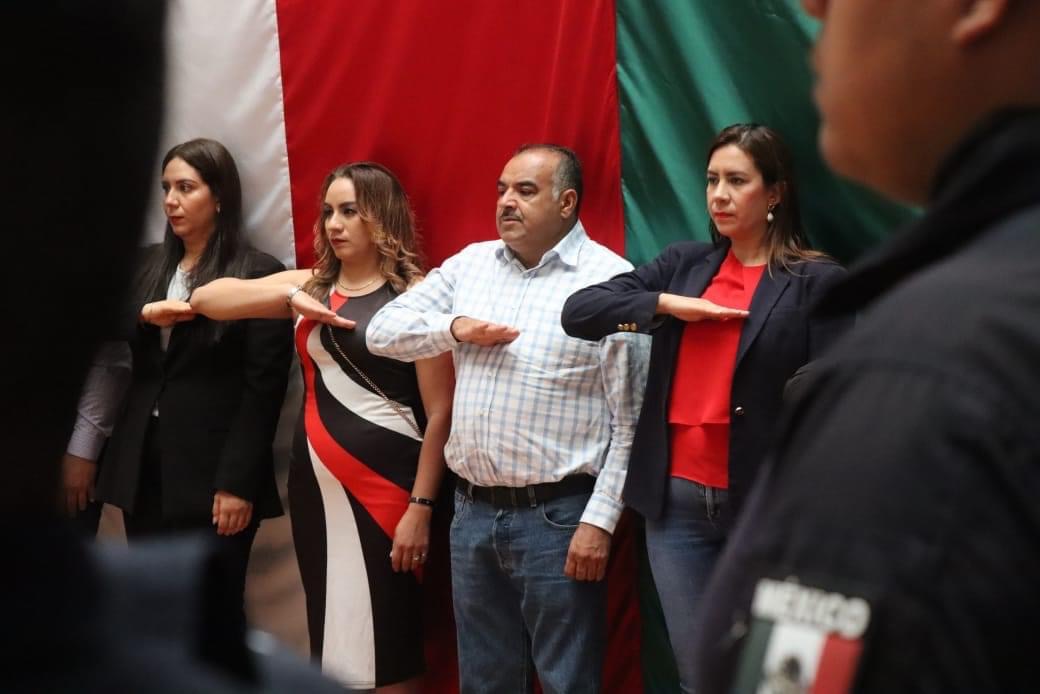 Isidoro Mosqueda encabezó la ceremonia de Encomienda del Fuego Patrio a elementos del Penthatlón