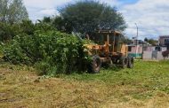 Realizan limpieza de exteriores del jardín de niños 