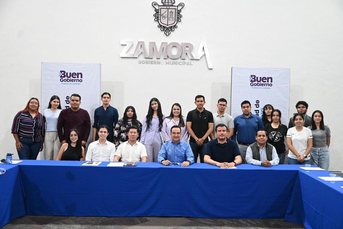 Carlos Soto toma protesta a Directiva del Consejo Municipal de la Juventud