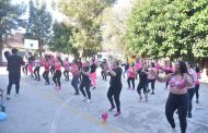 Entusiasmó a más de 60 mujeres la superclase de Zumba