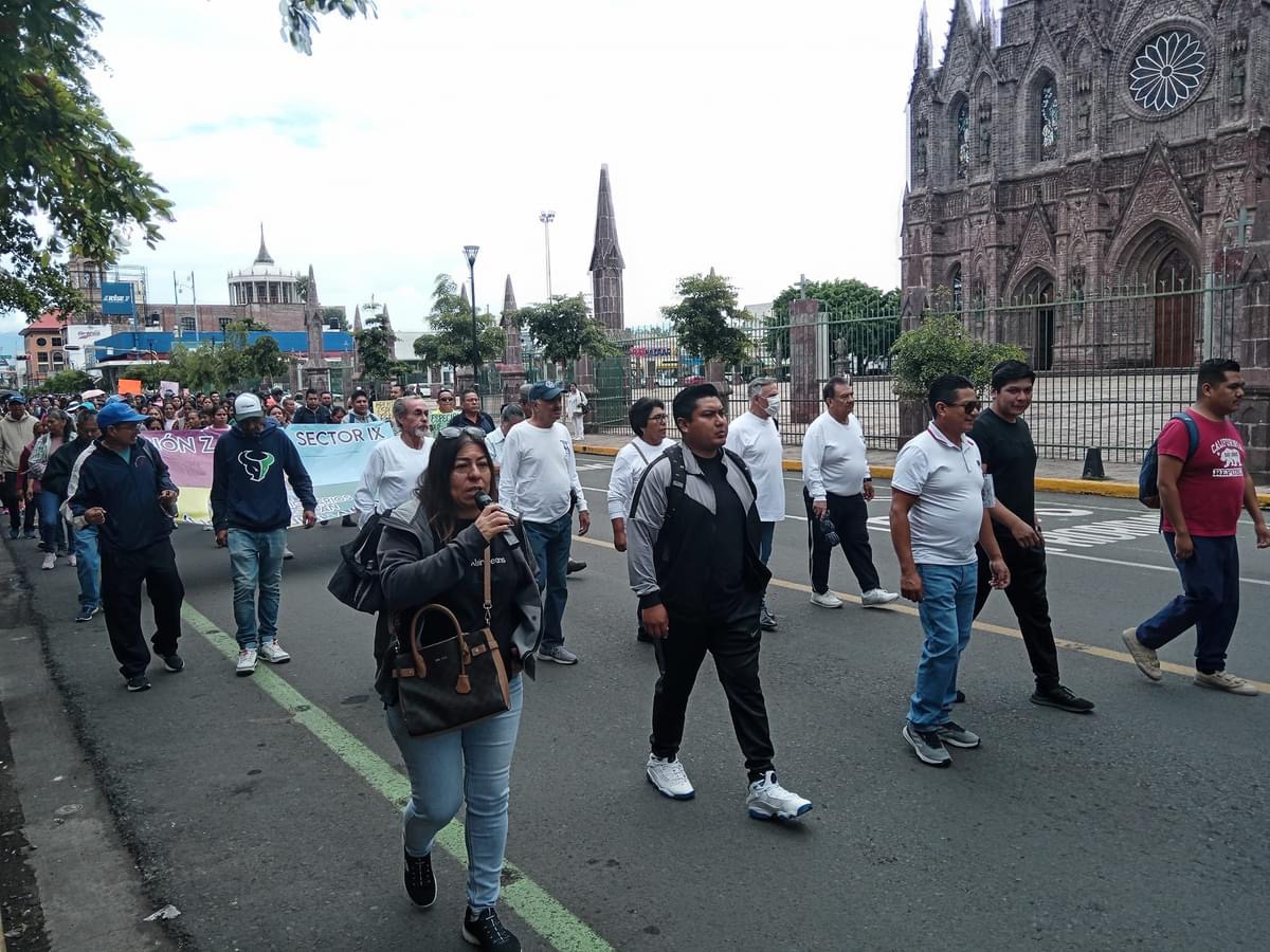 Maestros de Zamora y la región denuncian mal servicio y atención en la clínica del ISSSTE en Zamora