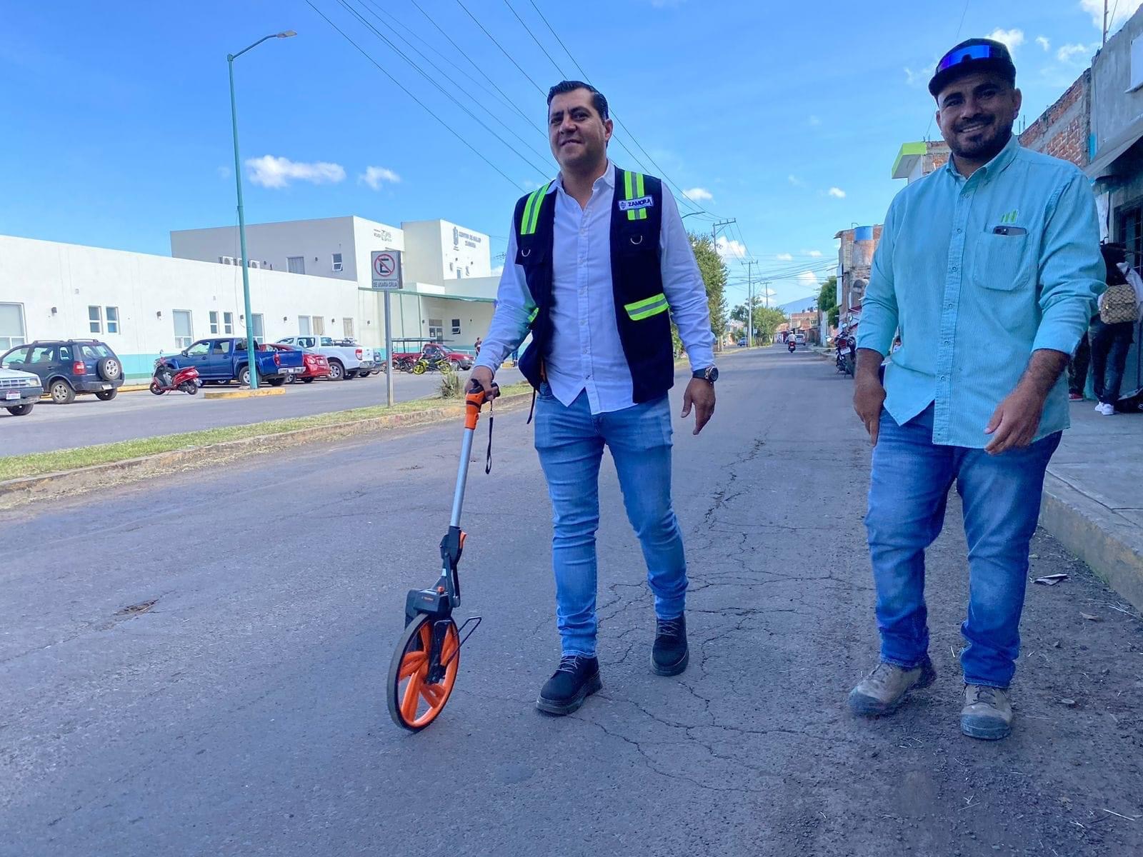 Vienen mejoras para calle Dr. Verduzco y equipamiento en 5 de Mayo