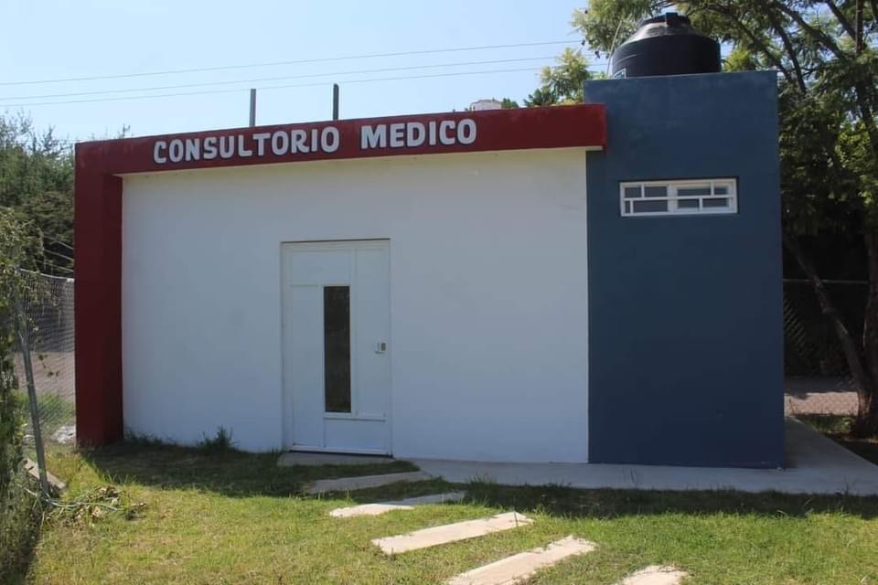 Vamos por una atención digna y accesible en servicios médicos en Ixtlán: Alcalde