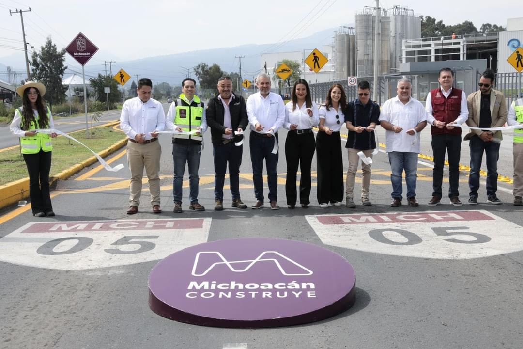 Inaugura Bedolla rehabilitación de carretera Zacapu-Panindícuaro para beneficio de 100 mil personas