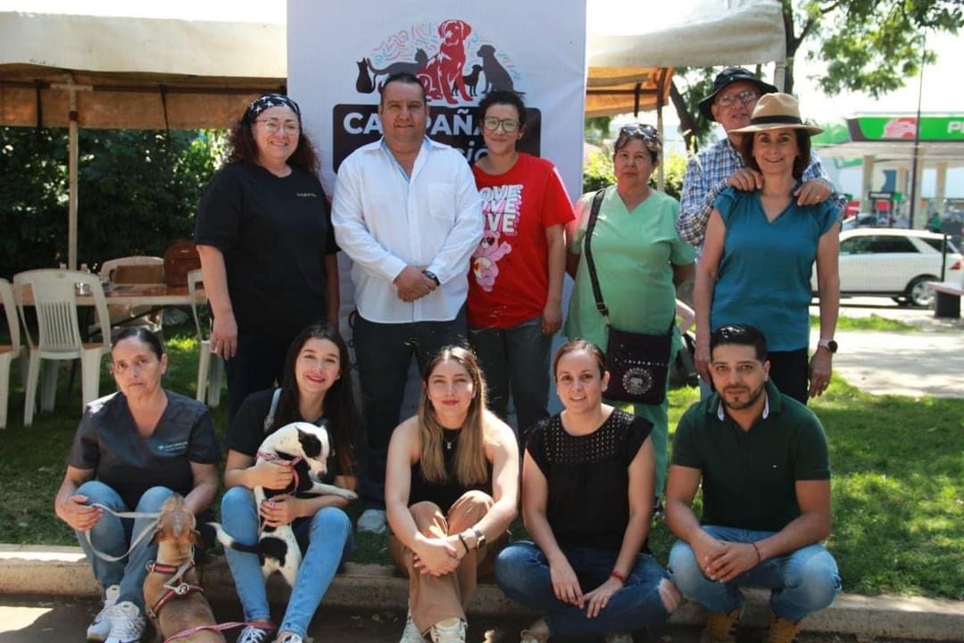 Realizan con éxito «Campaña de Adopción» en Calzada Zamora – Jacona