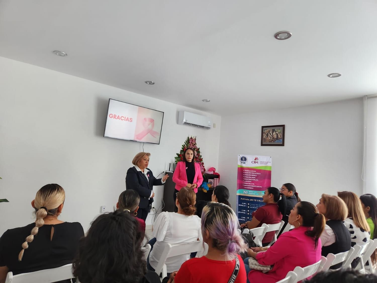 Imparte CJIM actividades de empoderamiento a mujeres de la región Zamora