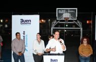 Carlos Soto inaugura con más de 1 mdp cancha en Acanto I