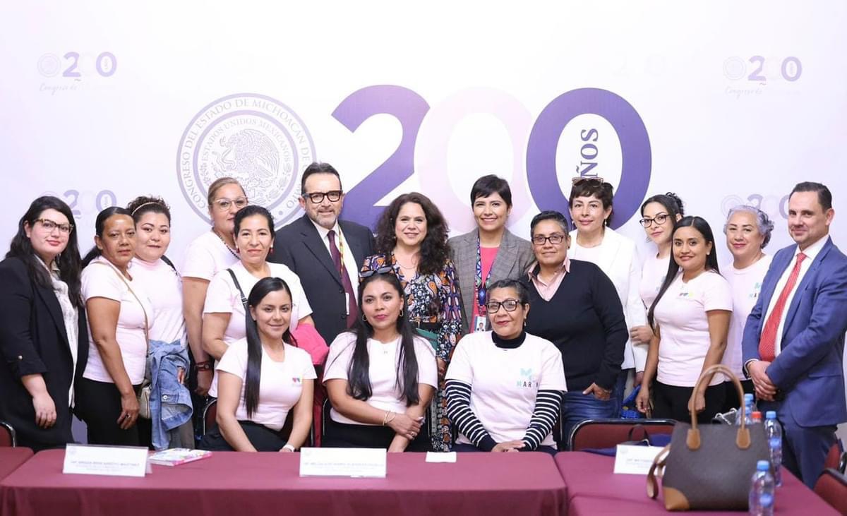 Estamos con las mujeres que padecen cáncer de mama: Melba Albavera