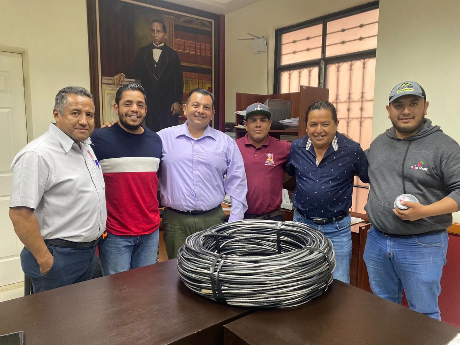 Particular dona cableado eléctrico al Gobierno de Jacona