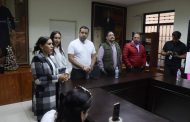 Recibe gobierno de Jacona a manifestantes animalistas