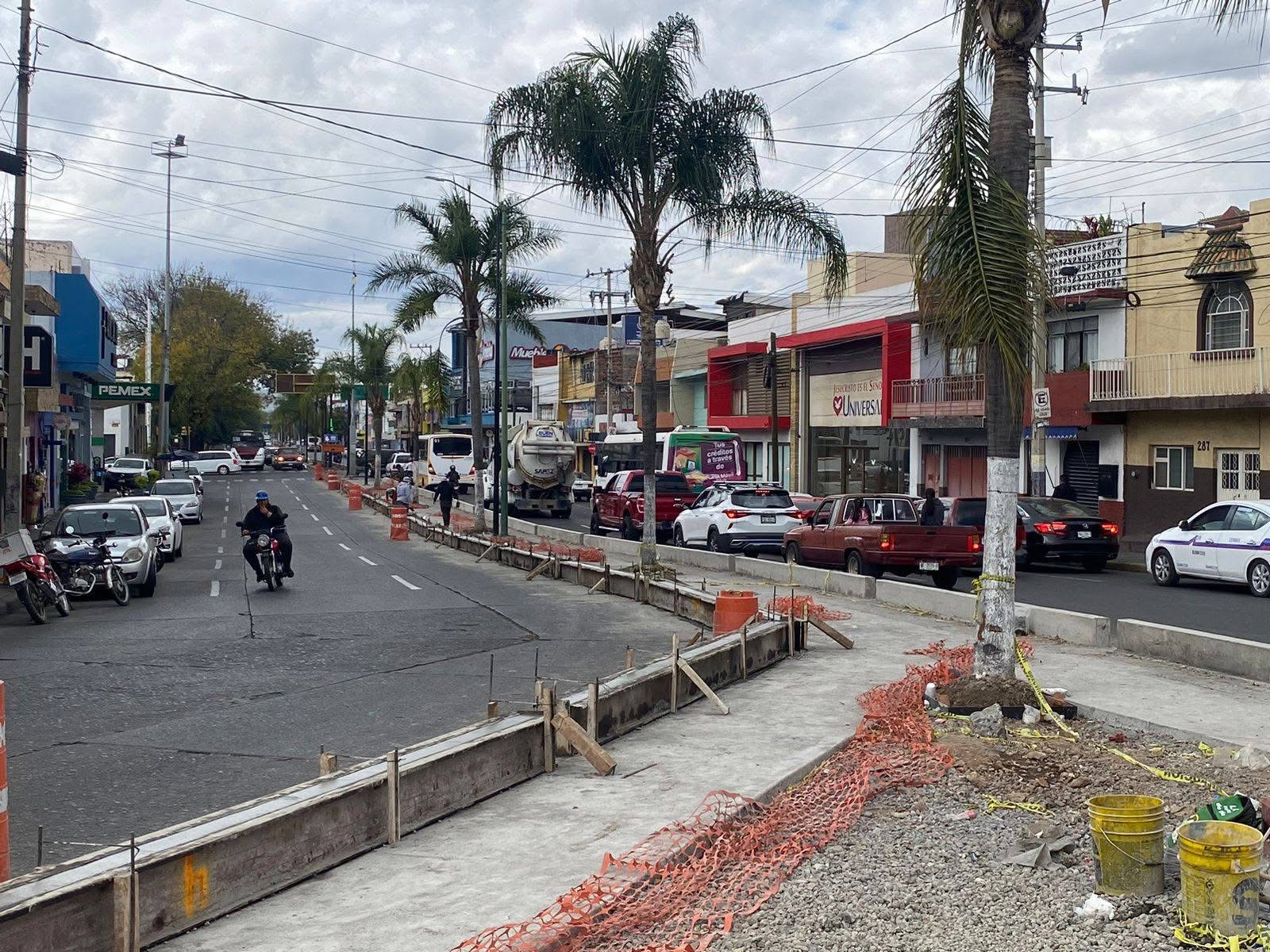 Próxima semana concluyen ciclovía de Avenida Juárez