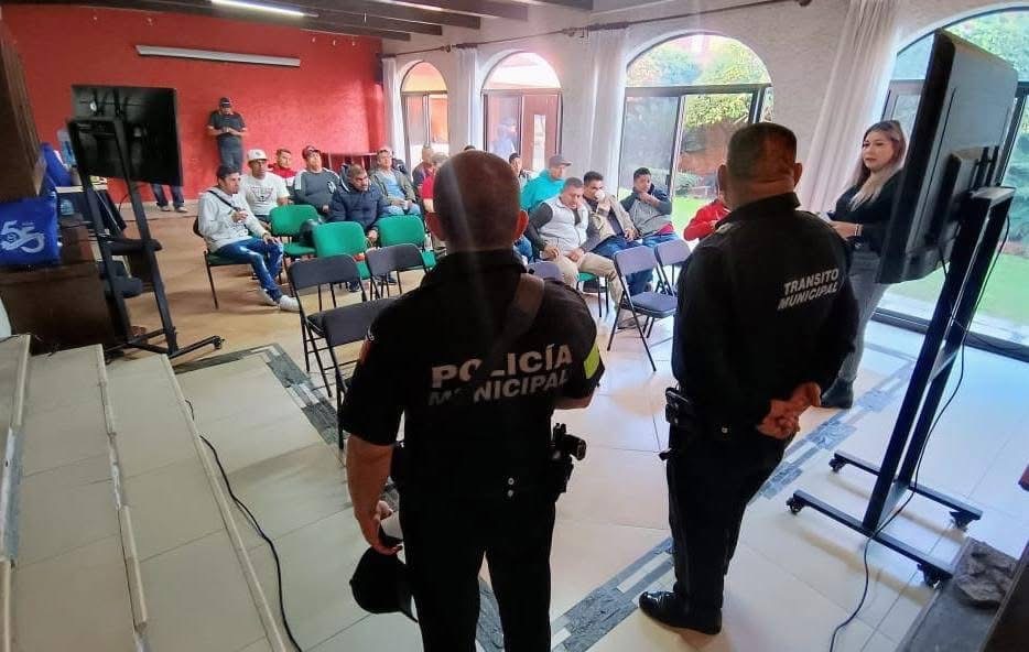 Imparten curso de “Manejo a la Defensiva y Prevención de Accidentes” a empleados de Mayoreo Cárdenas