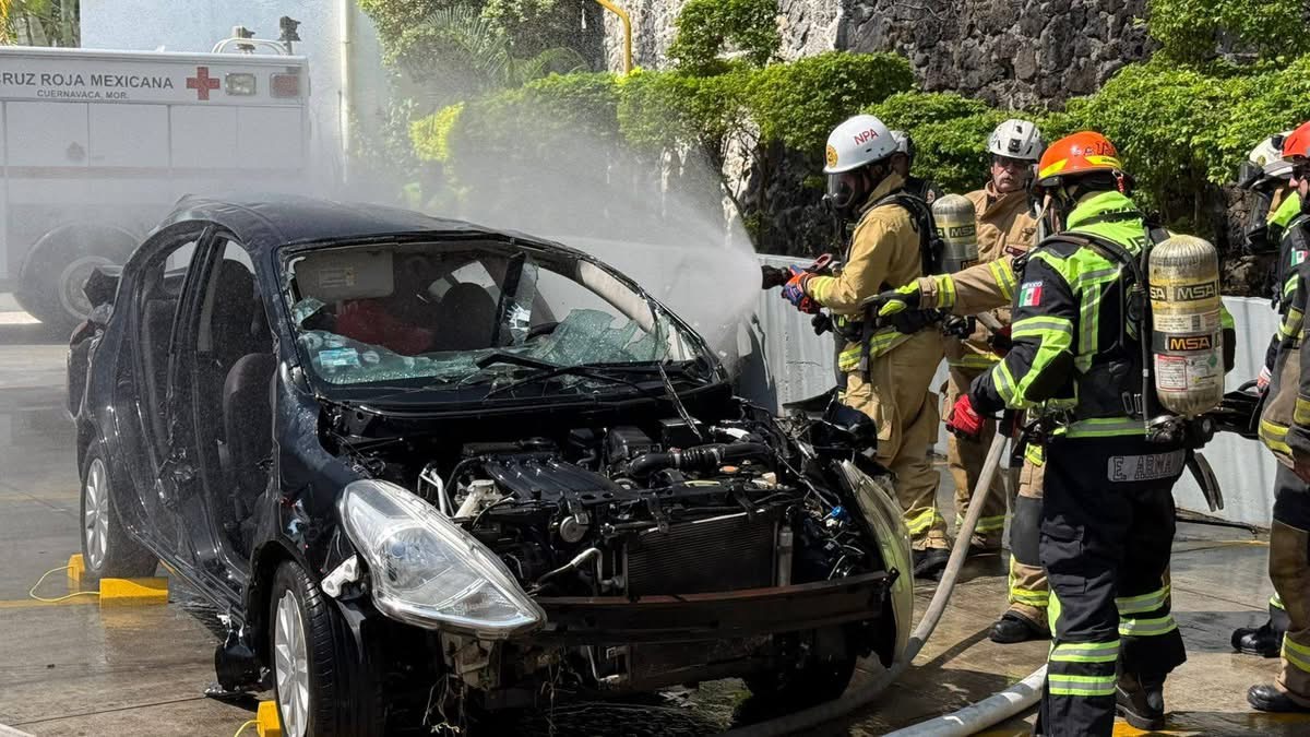 Capacitan a Personal de Protección Civil y Bomberos Municipales en Manejo de Emergencias con Vehículos Híbridos y Eléctricos