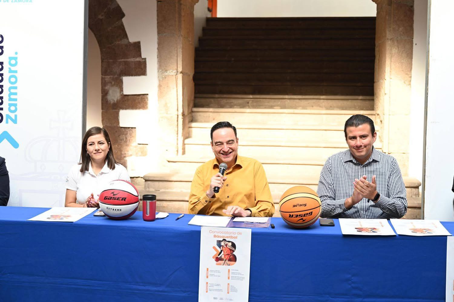 Carlos Soto anuncia la creación de la Liga Escolar de Basquetbol de Zamora